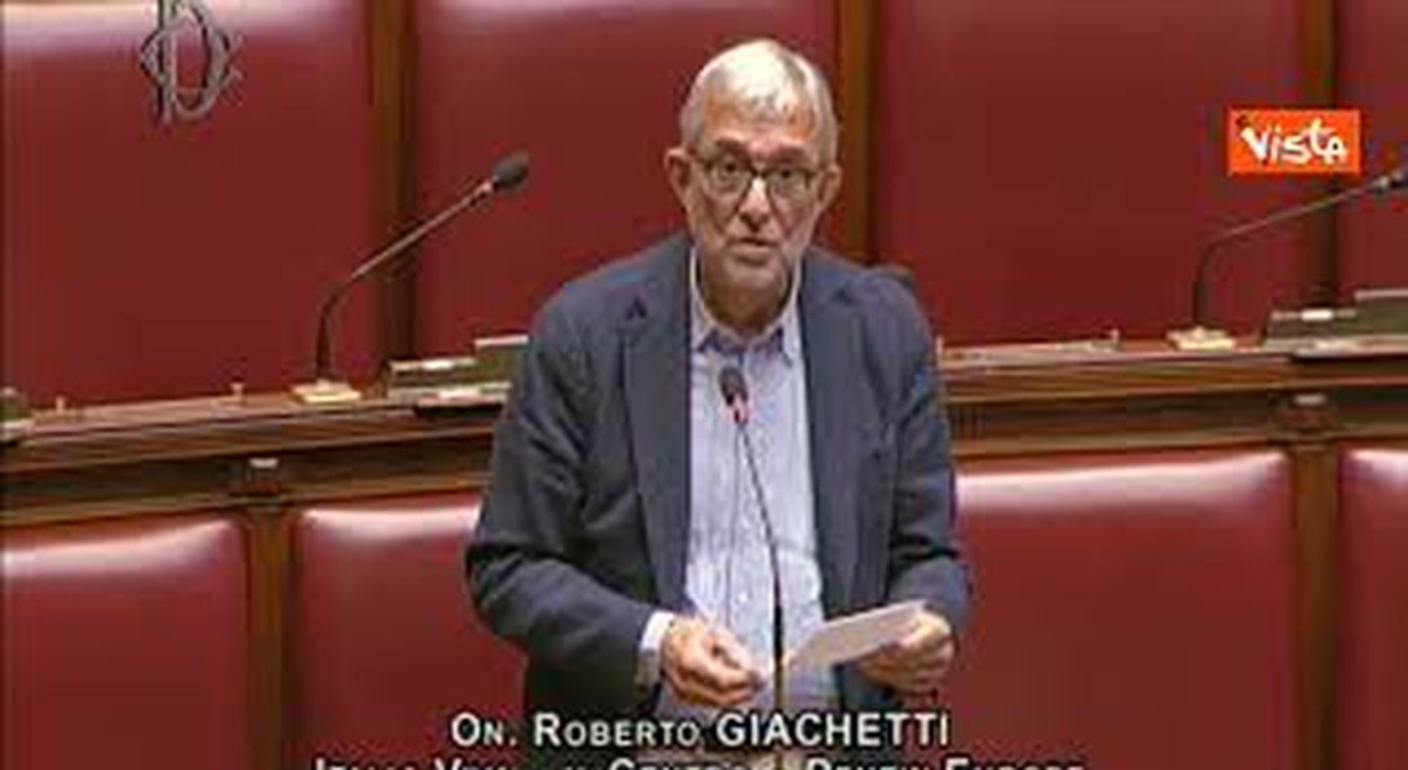 https://statics.cedscdn.it/photos/MED_HIGH/2026/05/15/9534207_poster.jpg