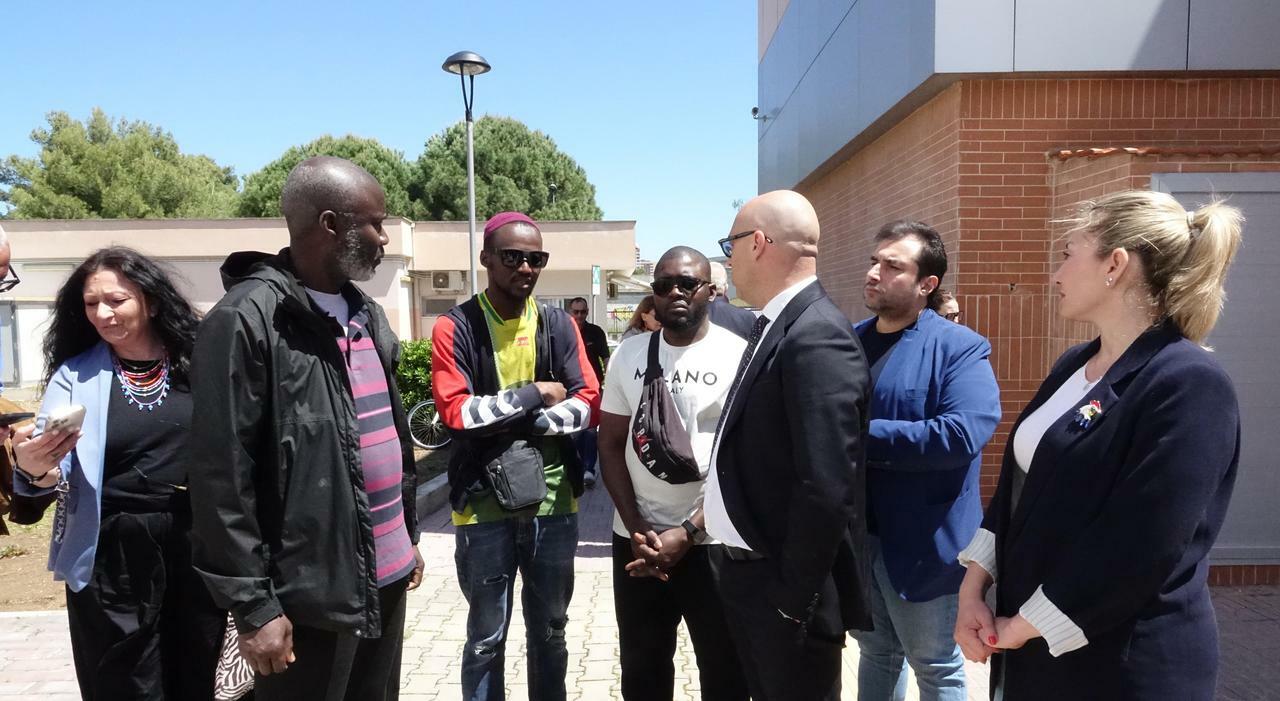 a taranto inaugurato lo sportello di mediazione interculturale intitolato a bakary sako l inclusione come risposta alla violenza da Quotidianodipuglia.it a taranto inaugurato lo sportello di mediazione interculturale intitolato a bakary sako l inclusione come risposta alla violenza
