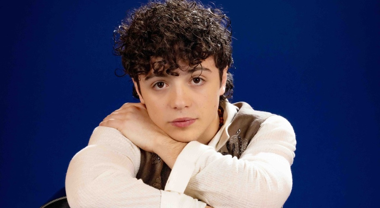 https://statics.cedscdn.it/photos/MED_HIGH/2026/05/17/9538203_18004312_lorenzo_salvetti_vince_amici_trionfo_dopo_finale_mancata_x_factor_oggi.jpg