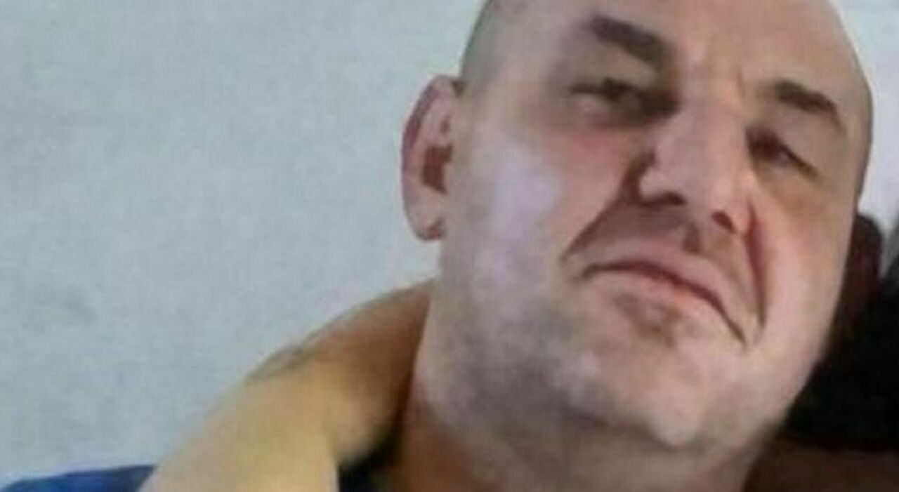 https://statics.cedscdn.it/photos/MED_HIGH/2026/05/18/9539656_18153404_mario_landolfi_killer_pollena_trocchia.jpg