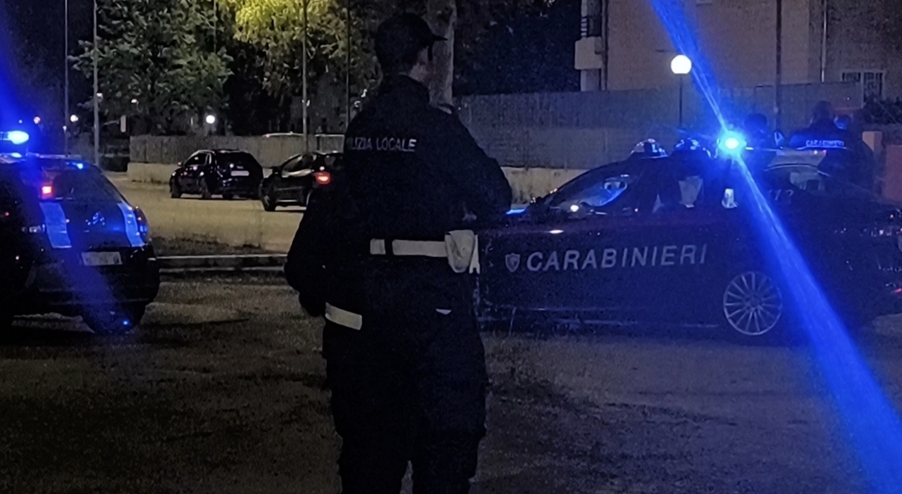 sparatoria nel parcheggio di un supermercato due arresti per tentato omicidio da Quotidianodipuglia.it sparatoria nel parcheggio di un supermercato due arresti per tentato omicidio