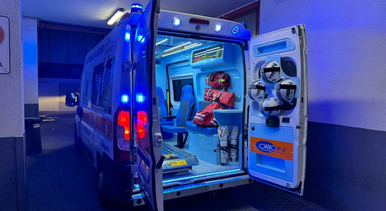 moto contro furgone tragico incidente muore un giovane di 30 anni