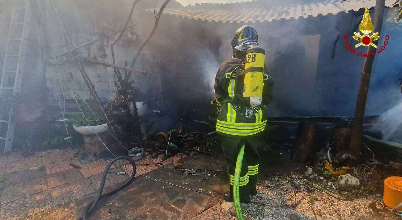 https://statics.cedscdn.it/photos/MED_HIGH/2026/05/20/9543648_20120631_incendio_legnaia_bombole_esplosione_ospedaletto_padova.jpg