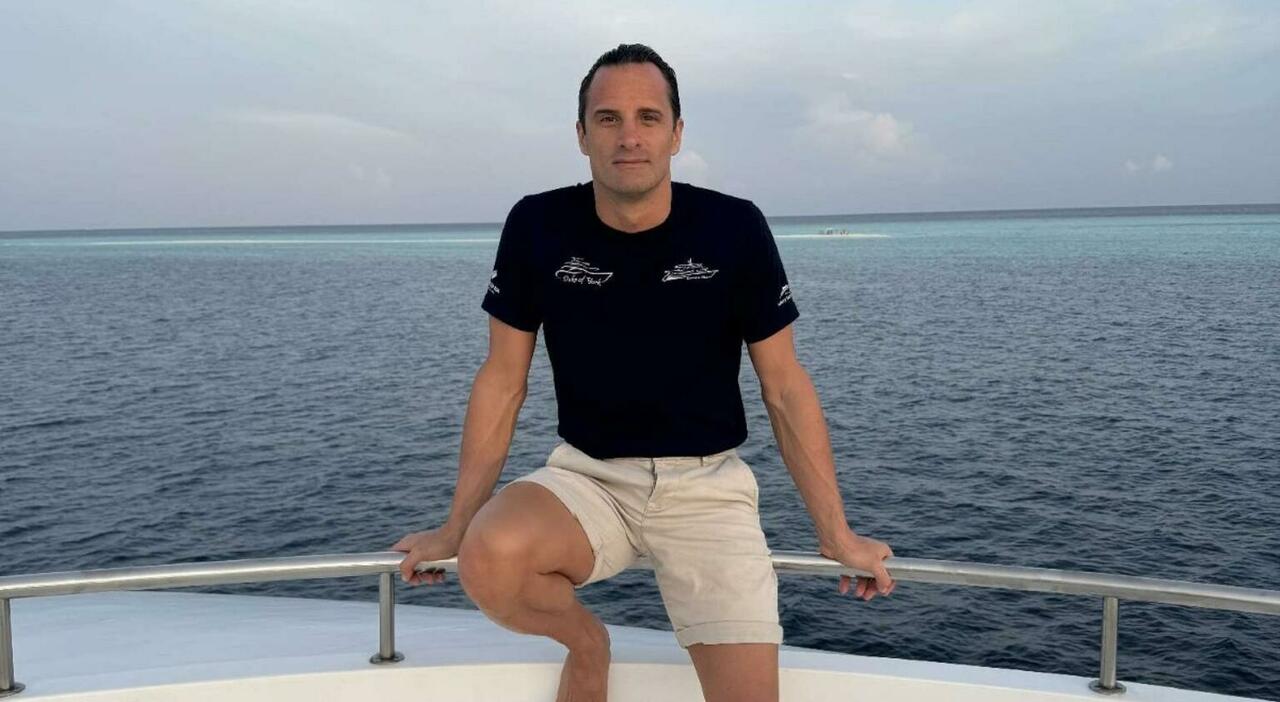 https://statics.cedscdn.it/photos/MED_HIGH/2026/05/21/9546113_21143007_maldive_gianluca_benedetti_come_morto_grotta.jpg