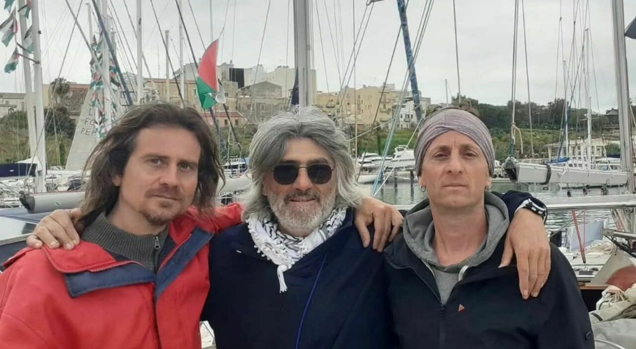 flotilla verso gaza liberati i tre marchigiani fermati da israele atteso nella notte il rientro ad ancona da Corriereadriatico.it flotilla verso gaza liberati i tre marchigiani fermati da israele atteso nella notte il rientro ad ancona