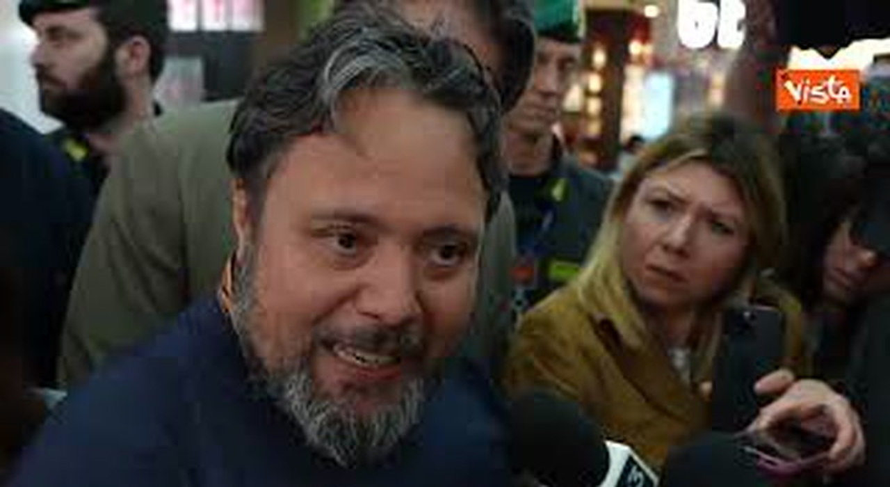 https://statics.cedscdn.it/photos/MED_HIGH/2026/05/21/9546330_poster.jpg