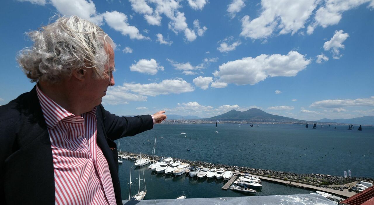 napoli al via l europeo maxi nella tre golfi sailing week 2026 ecco lo spettacolo delle vele