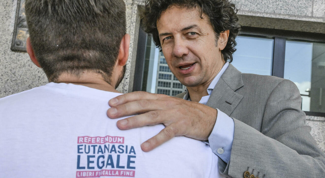 https://statics.cedscdn.it/photos/MED_HIGH/2026/05/22/9548695_22195213_suicidio_assistito_christian_sclerosi_multipla.jpg