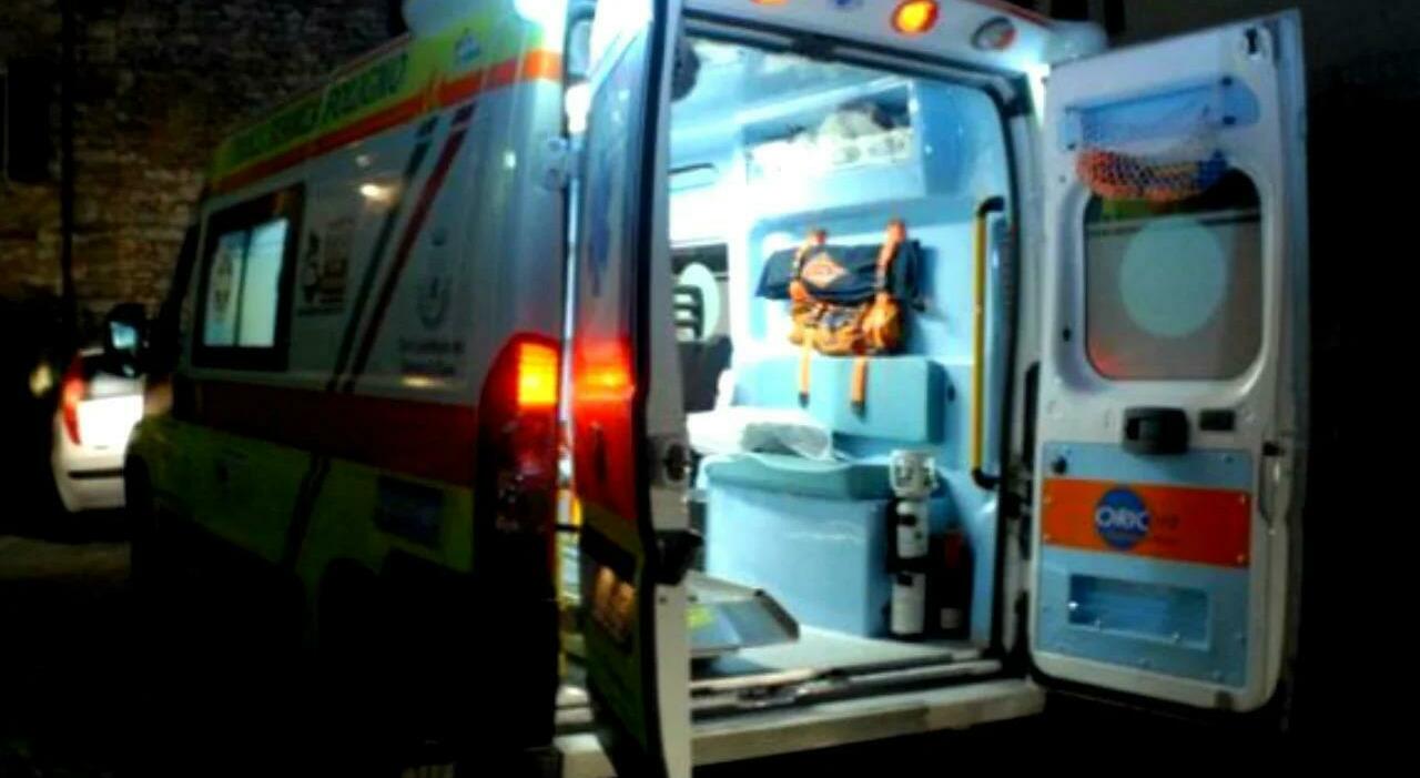 incidente tra alezio e gallipoli operaio in bici travolto da auto pirata 232 grave al fazzi da Quotidianodipuglia.it incidente tra alezio e gallipoli operaio in bici travolto da auto pirata 232 grave al fazzi