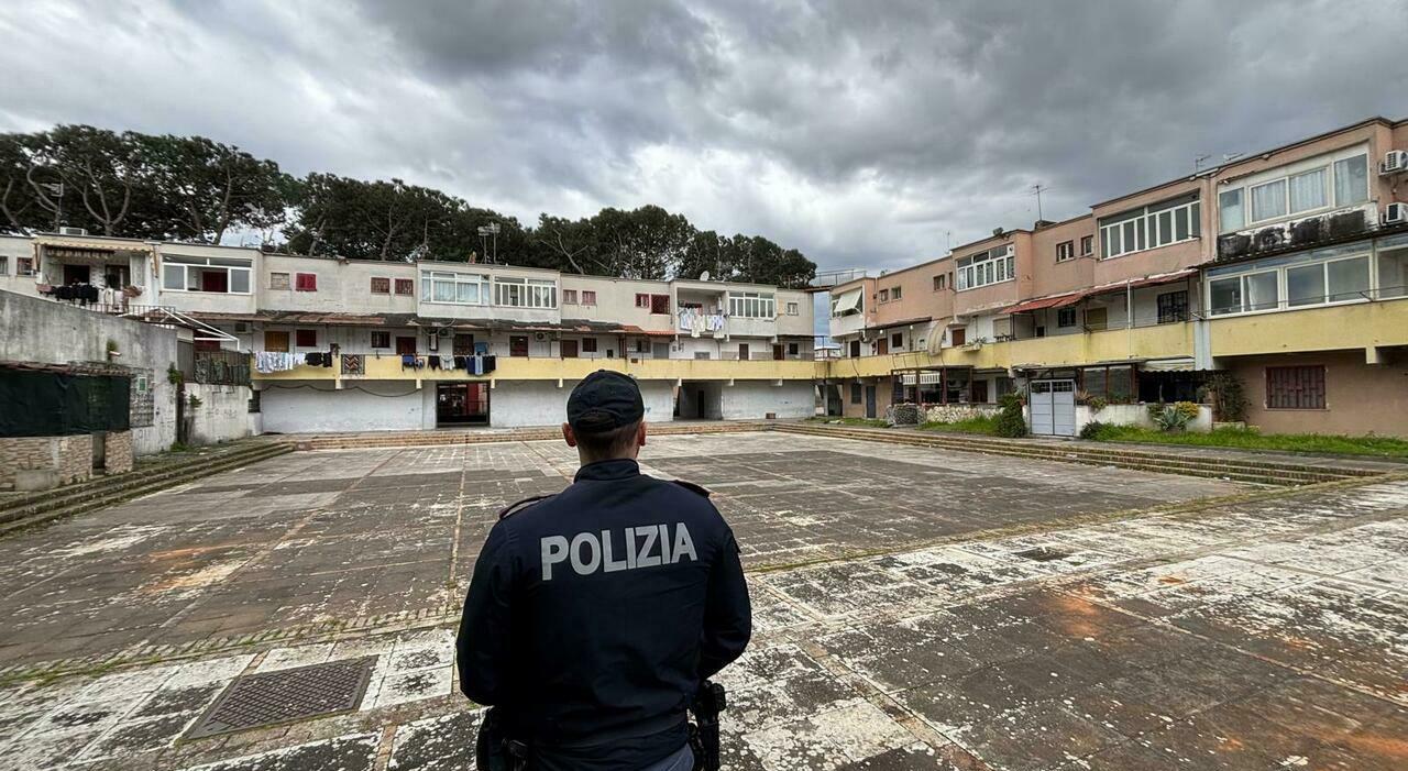 armi e scorribande in scooter scatta la task force a secondigliano da Ilmattino.it armi e scorribande in scooter scatta la task force a secondigliano