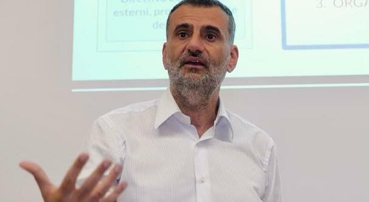 asl il metodo decaro e i primi mal di pancia direttori scelti da solo da Quotidianodipuglia.it asl il metodo decaro e i primi mal di pancia direttori scelti da solo