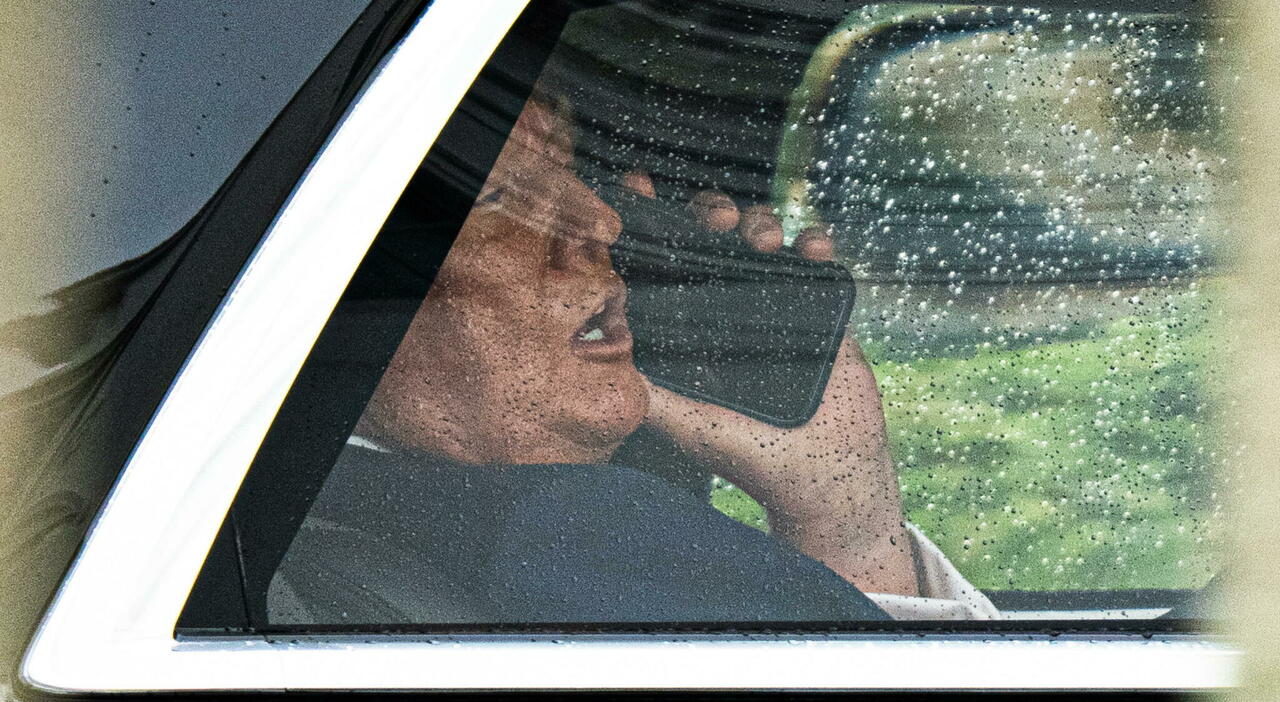 https://statics.cedscdn.it/photos/MED_HIGH/2026/05/25/9554120_25213908_donald_trump_come_sta_davvero_controlli_salute_oggi.jpg