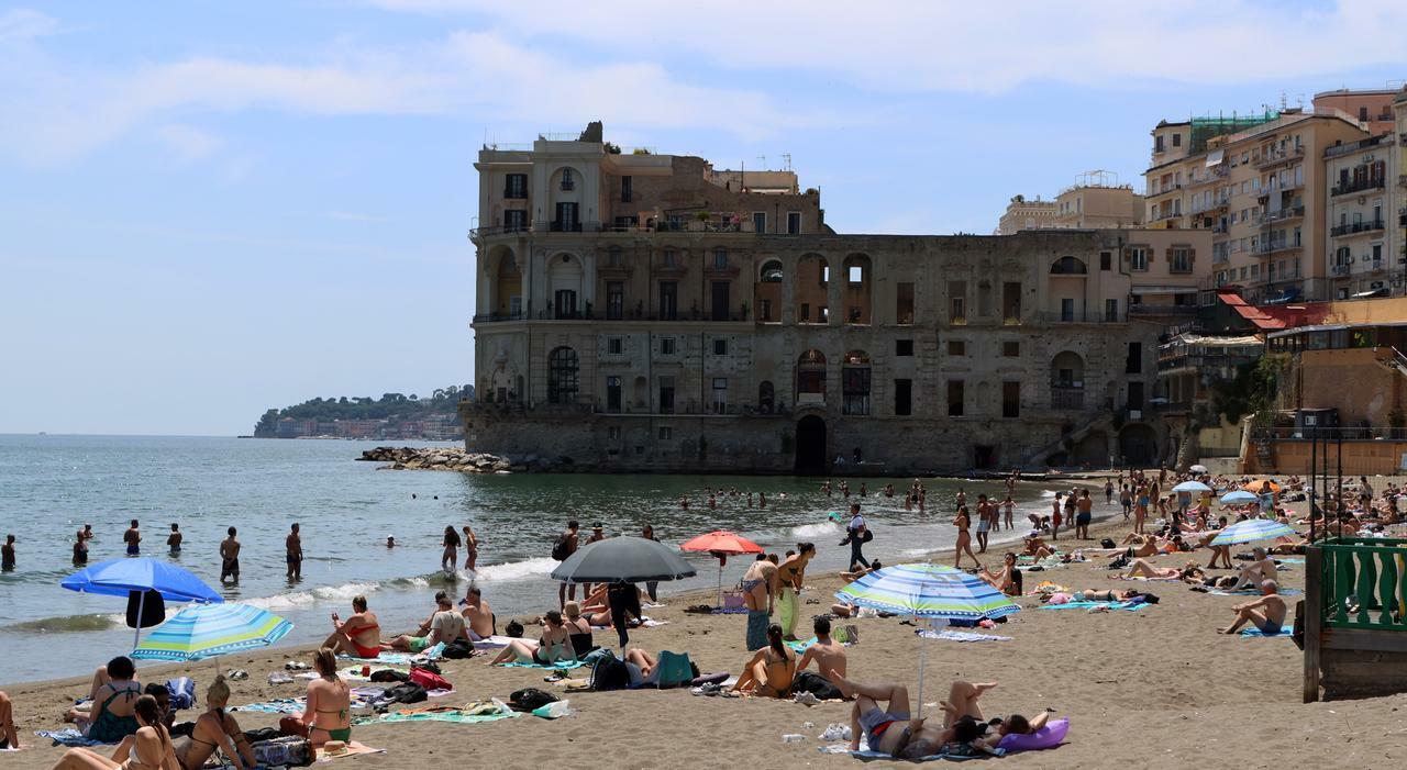 lidi pubblici sei in gara c232 la svolta dei servizi s236 a docce e wc gratis da Ilmattino.it lidi pubblici sei in gara c232 la svolta dei servizi s236 a docce e wc gratis