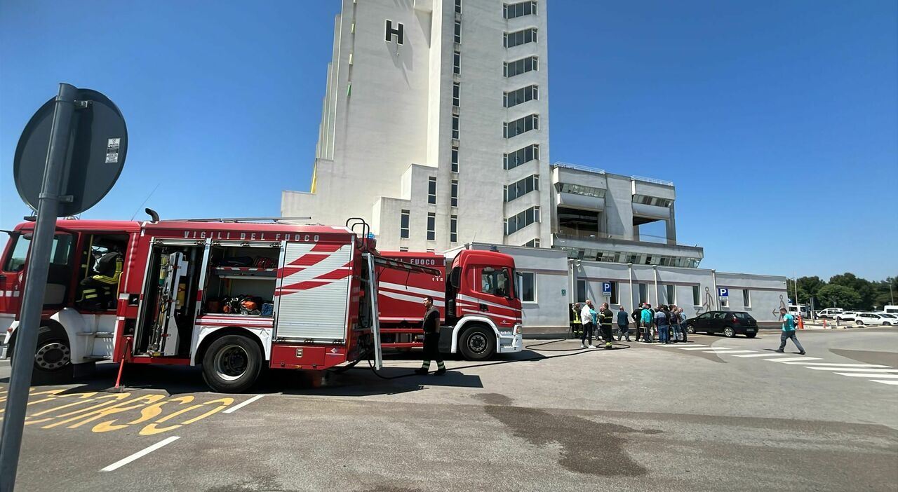 paura nel pronto soccorso scoppia l incendio da Quotidianodipuglia.it paura nel pronto soccorso scoppia l incendio