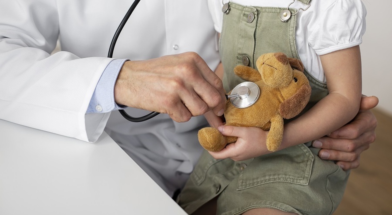 https://statics.cedscdn.it/photos/MED_HIGH/2026/05/27/9558126_27164736_bambini_colesterolo_diabete.jpg
