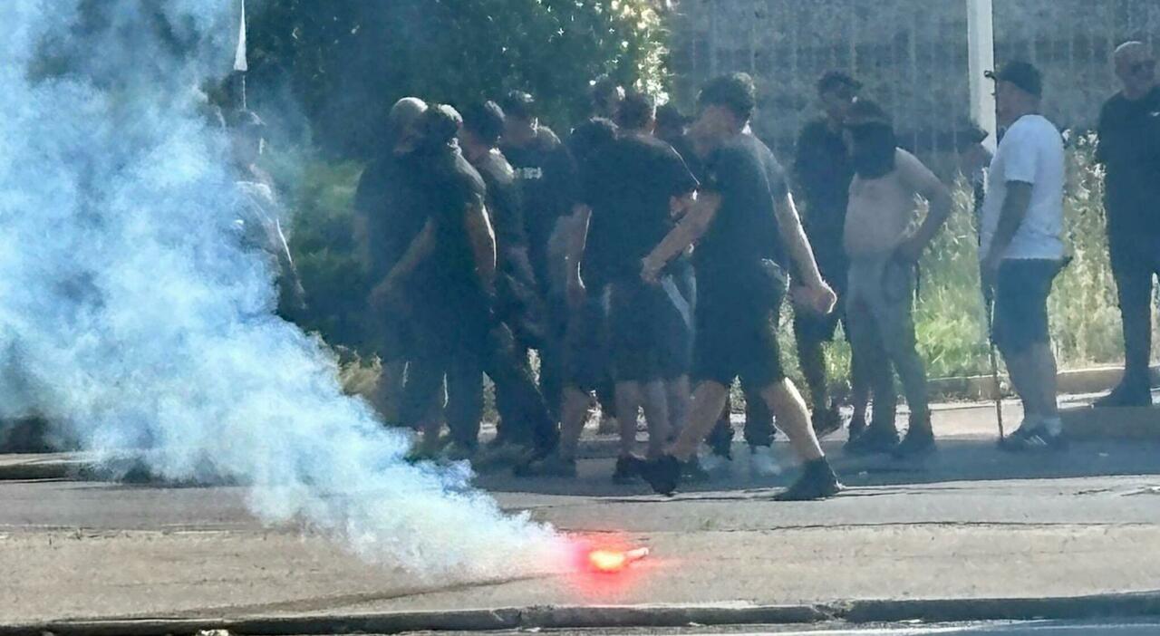 https://statics.cedscdn.it/photos/MED_HIGH/2026/05/27/9558375_27202343_tifoso_juventus_ferito_lacrimogeno_bottiglia_video_arma_indagini_telecamere.jpg