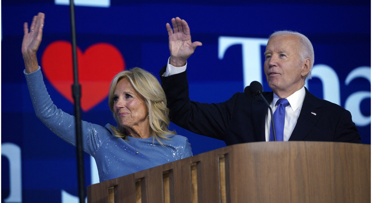https://statics.cedscdn.it/photos/MED_HIGH/2026/05/28/9560298_28164550_jill_e_joe_biden.jpg