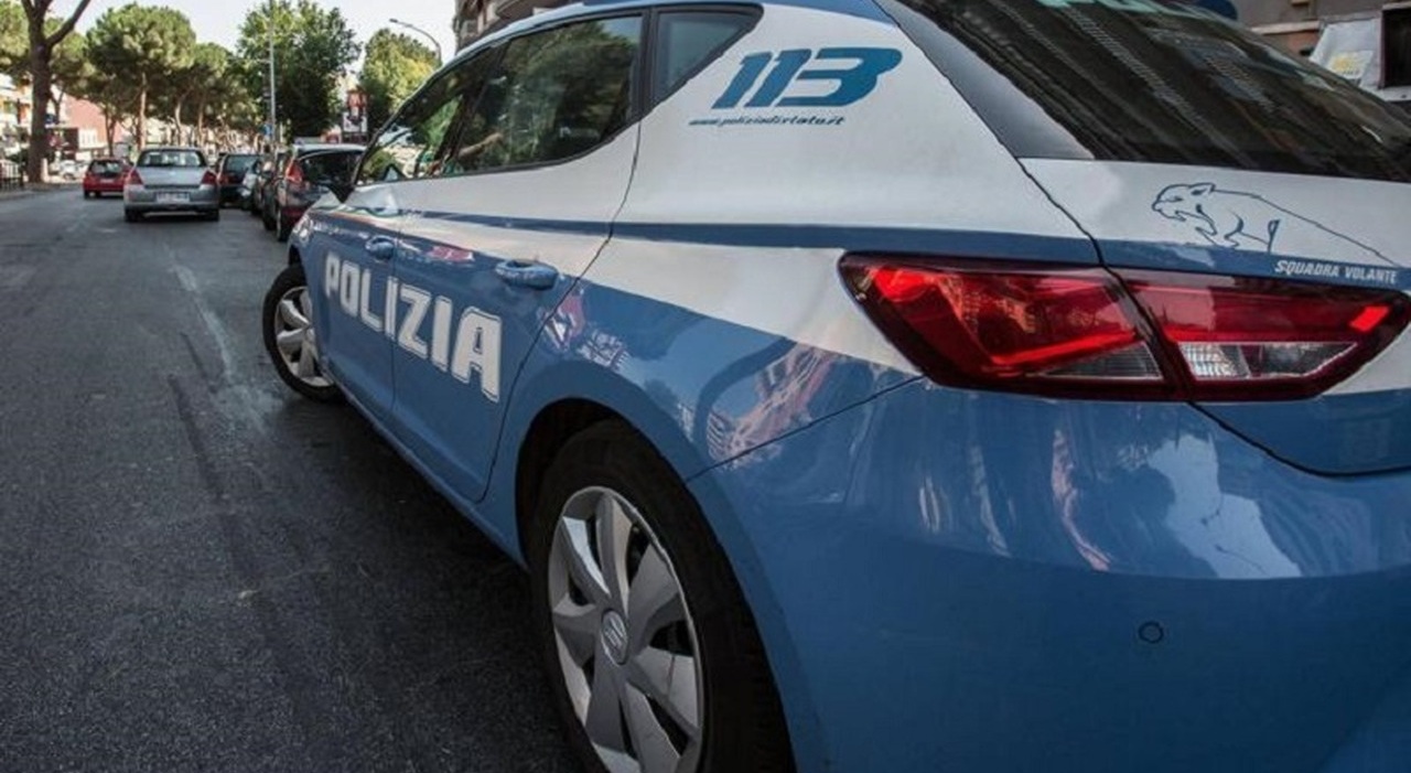 https://statics.cedscdn.it/photos/MED_HIGH/2026/05/28/9560563_28203448_volante_polizia.jpg