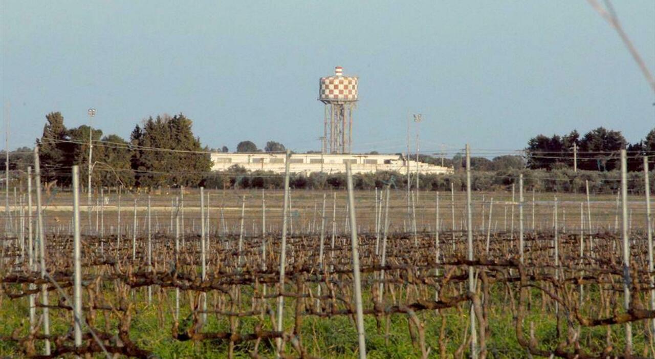 nella ex base usaf e nell ex aeroporto di san pancrazio i pannelli fotovoltaici per i militari da Quotidianodipuglia.it nella ex base usaf e nell ex aeroporto di san pancrazio i pannelli fotovoltaici per i militari