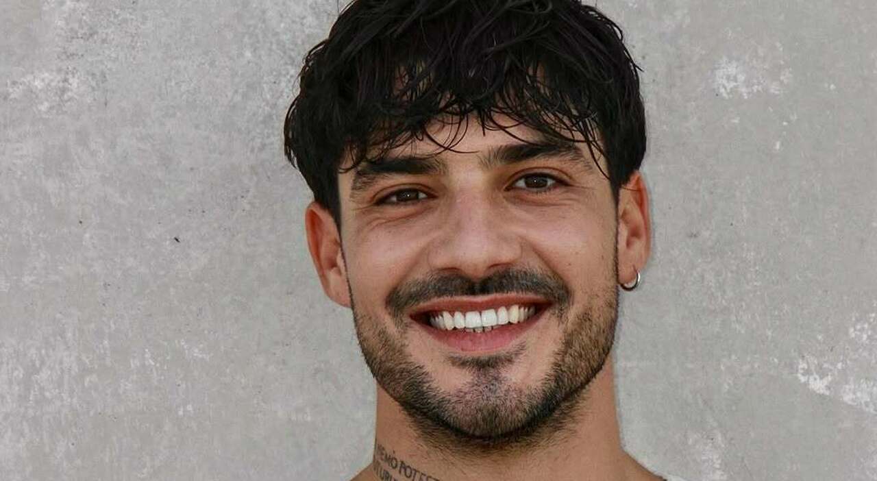 https://statics.cedscdn.it/photos/MED_HIGH/2026/05/30/9563953_30113541_grande_fratello_lorenzo_spolverato_insulti_social_risarcimento.jpg