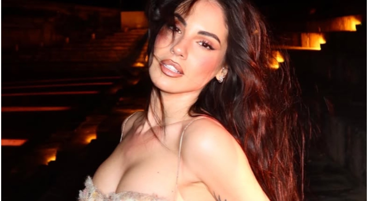 https://statics.cedscdn.it/photos/MED_HIGH/2026/05/30/9564218_30173554_giulia_de_lellis.jpg