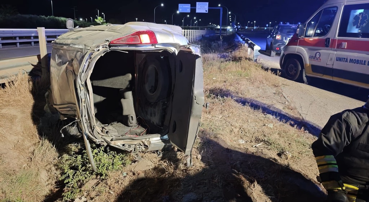 incidente nella notte auto con quattro minorenni si ribalta morto un 17enne da Quotidianodipuglia.it incidente nella notte auto con quattro minorenni si ribalta morto un 17enne
