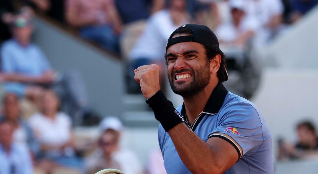 Berrettini e Cobolli approdano ai quarti del Roland Garros