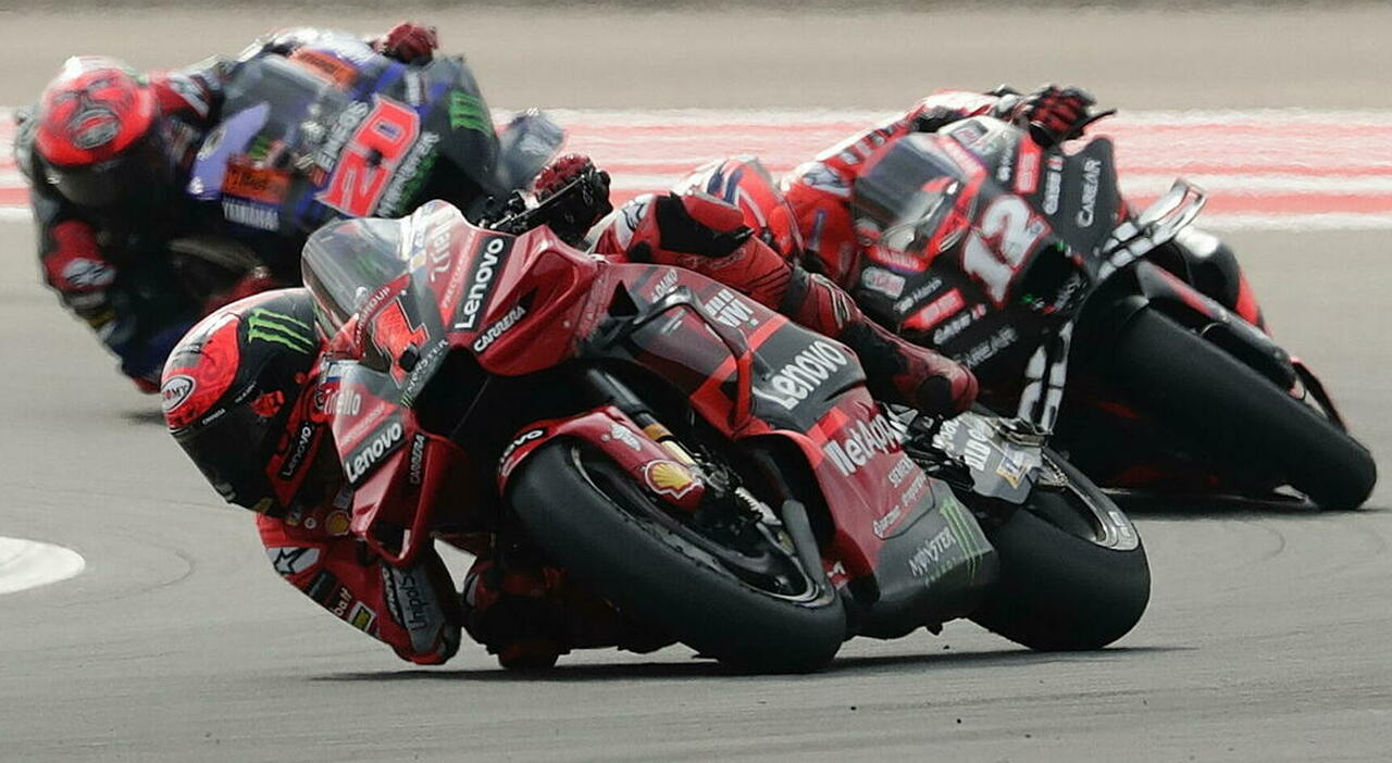 Bagnaia battaglia con le Aprilia