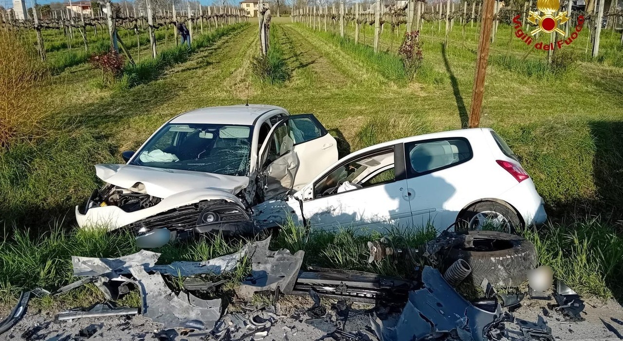 https://statics.cedscdn.it/photos/MED_HIGH/2026/06/04/9573686_04223200_incidente_morte_sorelle_iseo.jpg
