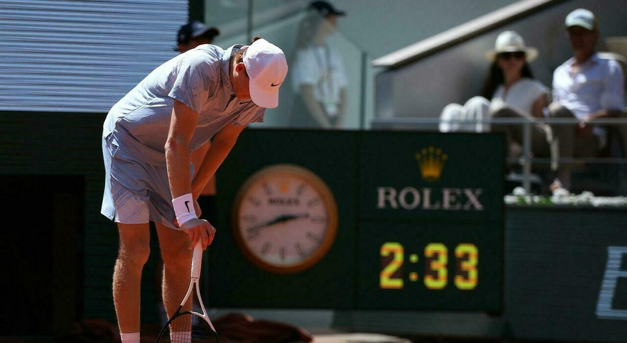 https://statics.cedscdn.it/photos/MED_HIGH/2026/06/05/9575429_05173003_sinner_agassi_critiche.jpg