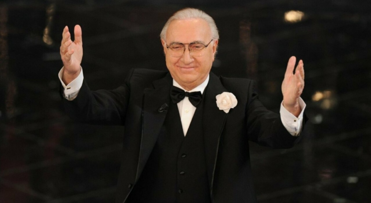 https://statics.cedscdn.it/photos/MED_HIGH/2026/06/06/9577140_06135242_pippo_baudo_6_.jpg
