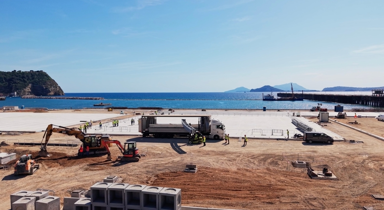america s cup a napoli base consegnata agli inglesi walker qui lavoro incredibile in soli sei mesi da Ilmattino.it america s cup a napoli base consegnata agli inglesi walker qui lavoro incredibile in soli sei mesi