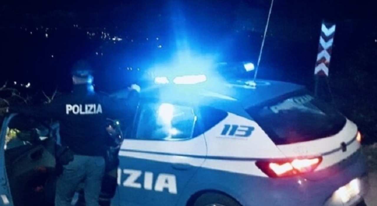 https://statics.cedscdn.it/photos/MED_HIGH/2026/06/11/9586307_11125603_polizia.jpg