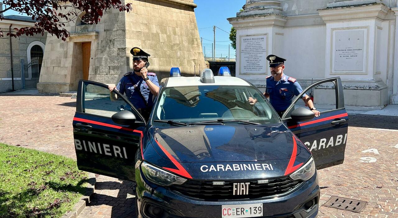sedicenne colto da un malore al mojito party trovato incosciente riverso a terra con una ferita alla testa salvato dai carabinieri da Ilgazzettino.it sedicenne colto da un malore al mojito party trovato incosciente riverso a terra con una ferita alla testa salvato dai carabinieri
