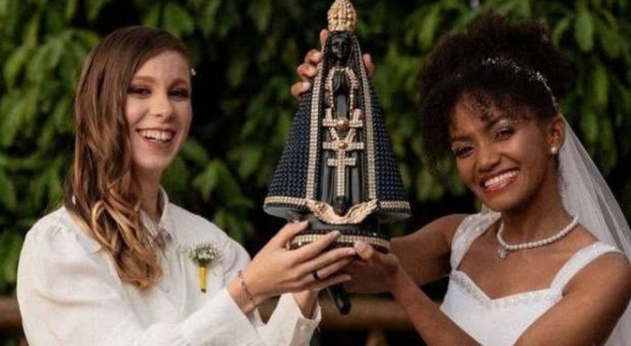 https://statics.cedscdn.it/photos/MED_HIGH/2026/06/12/9588603_12170015_suore_convento_innamorano_matrimonio_brasile.jpg