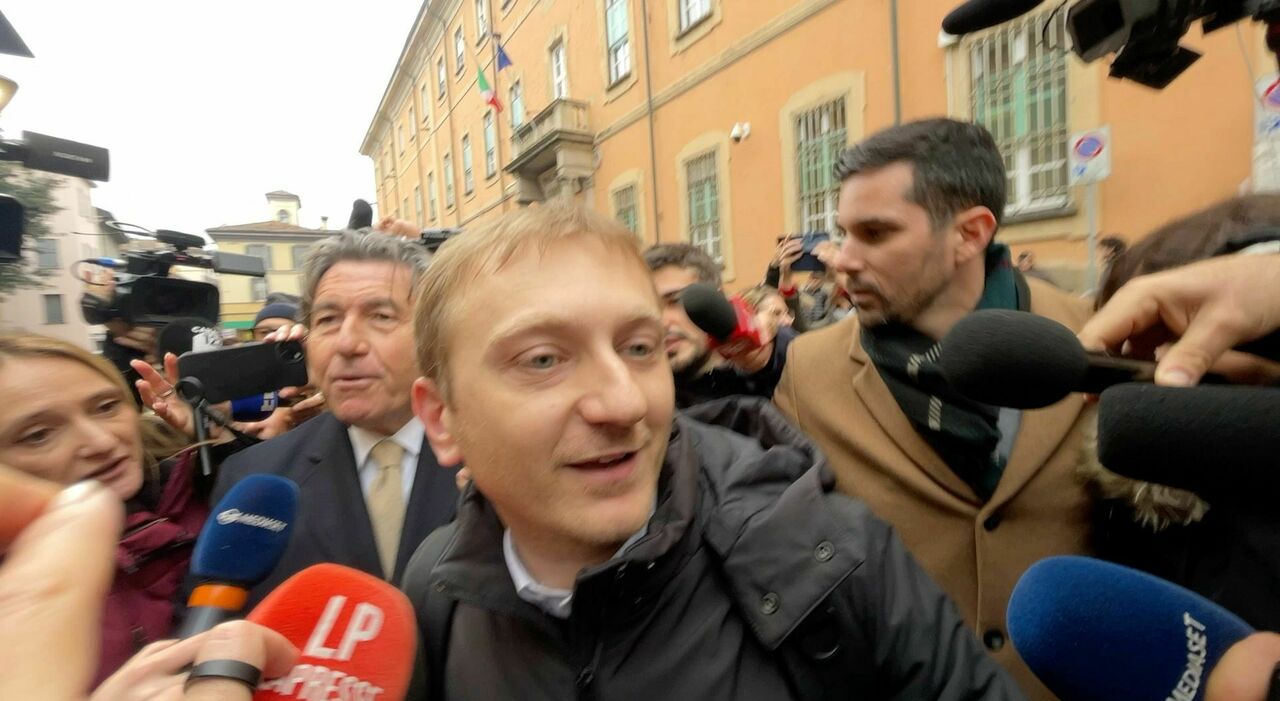 https://statics.cedscdn.it/photos/MED_HIGH/2026/06/15/9593536_15104354_alberto_stasi_mamma_cosa_ha_detto.jpg