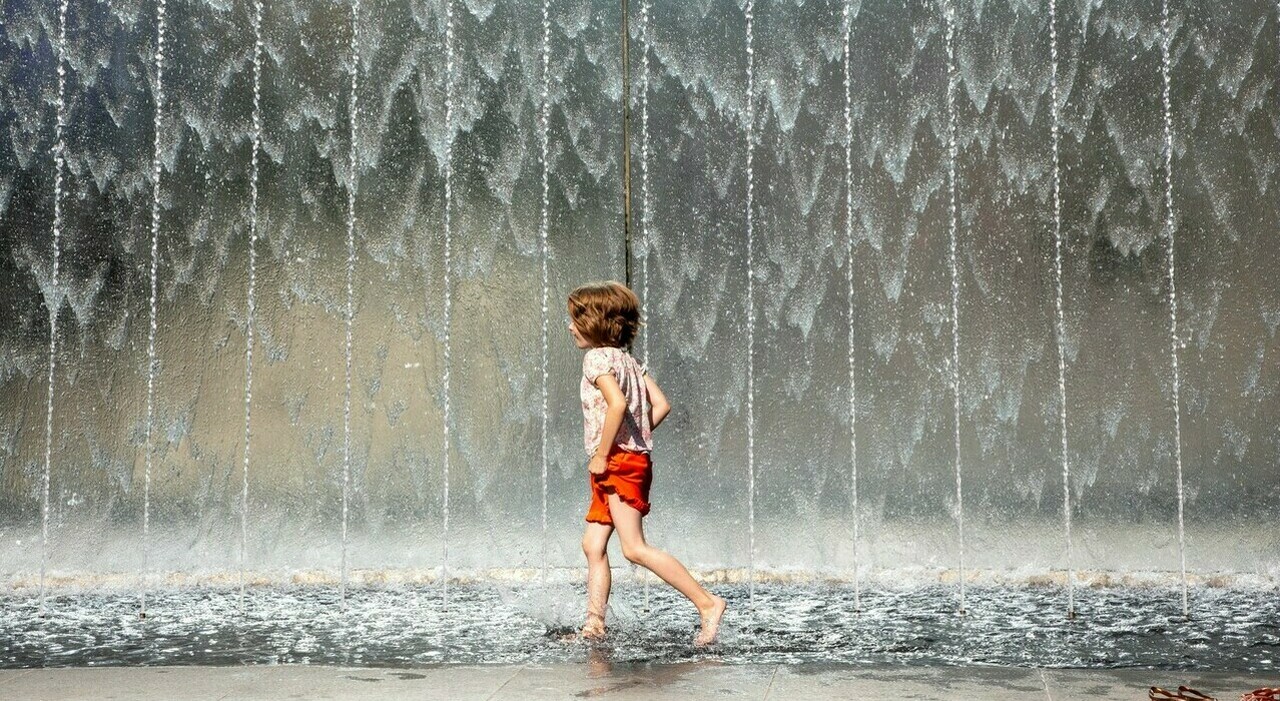 https://statics.cedscdn.it/photos/MED_HIGH/2026/06/15/9593643_15122424_caldo_milano.jpg
