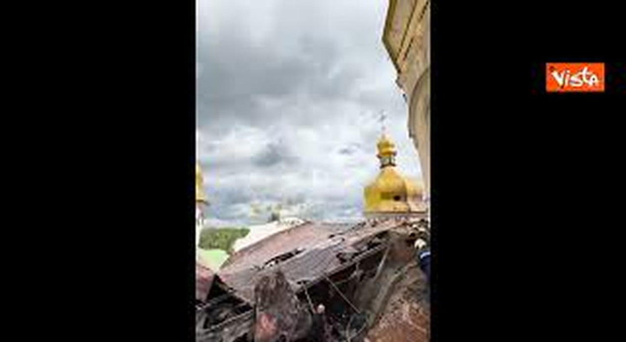 https://statics.cedscdn.it/photos/MED_HIGH/2026/06/15/9593922_poster.jpg
