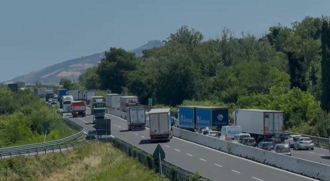 castel di lama ancora sangue sulle strade schianto vicino ai lavori sull ascoli mare muore una dottoressa da Corriereadriatico.it castel di lama ancora sangue sulle strade schianto vicino ai lavori sull ascoli mare muore una dottoressa