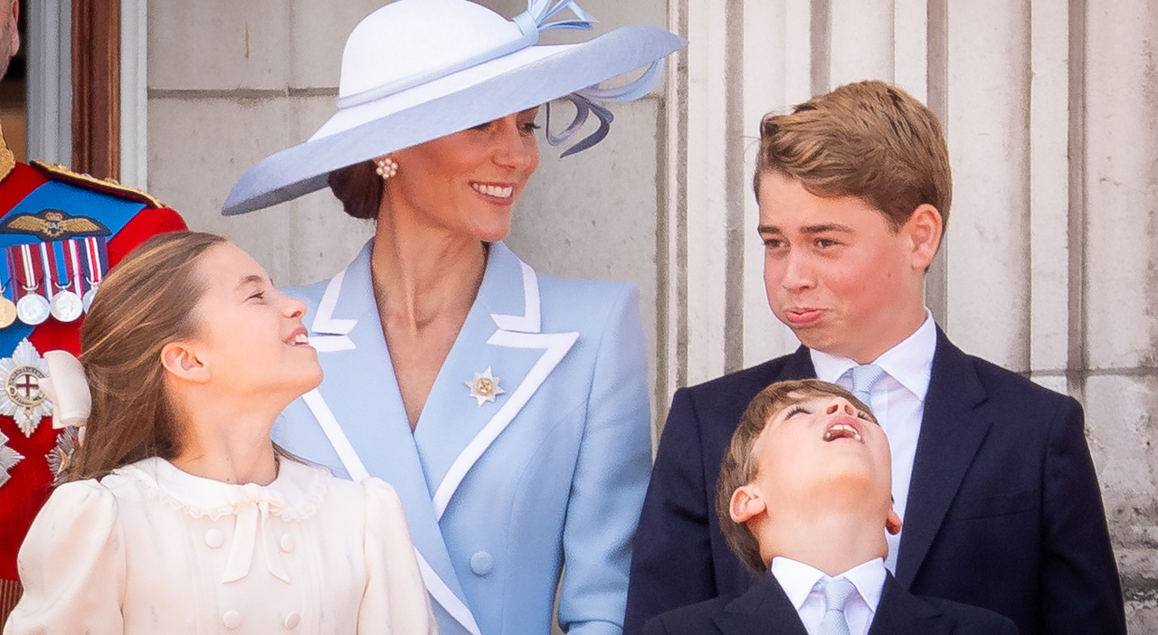 https://statics.cedscdn.it/photos/MED_HIGH/2026/06/17/9598405_17190827_kate_middleton_sguardo_uccide_contro_attacca_figli_george_ometto_studio_diventare_re.jpg