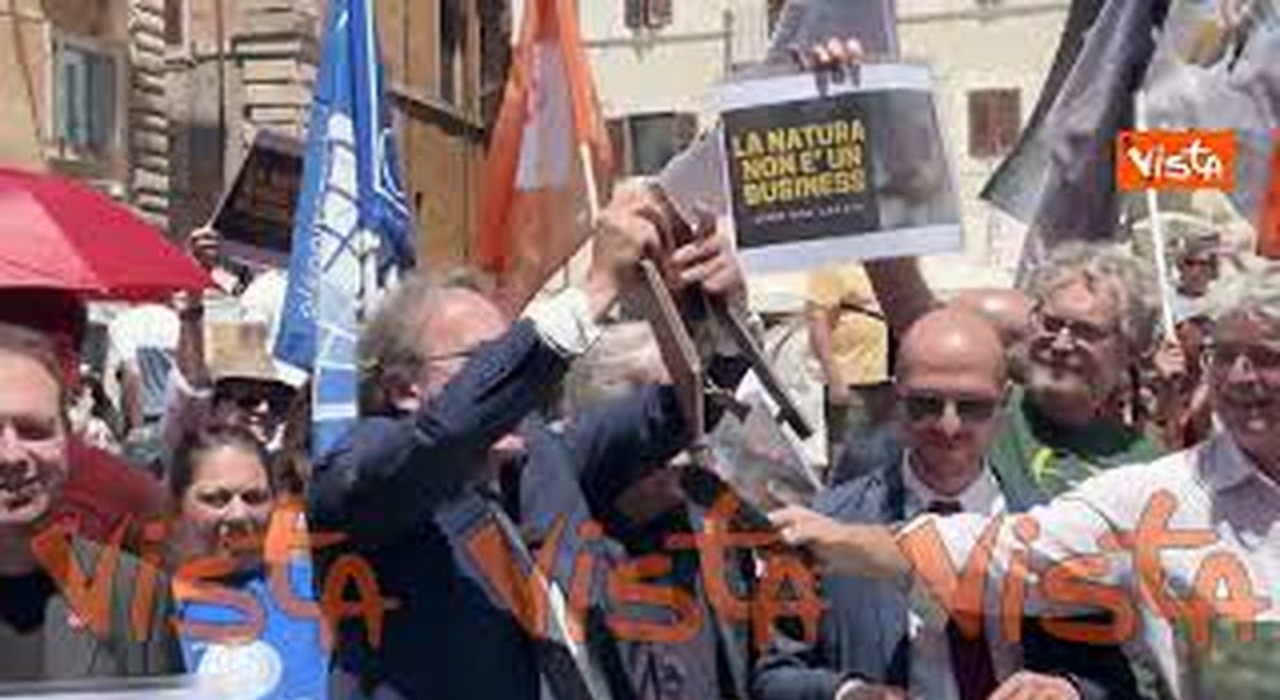 https://statics.cedscdn.it/photos/MED_HIGH/2026/06/18/9600224_poster.jpg