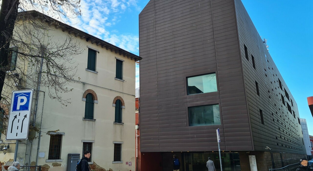 tredicenne trovato morto dalla mamma nel giorno dell esame di terza media il sospetto del bullismo la procura apre un inchiesta da Ilgazzettino.it tredicenne trovato morto dalla mamma nel giorno dell esame di terza media il sospetto del bullismo la procura apre un inchiesta