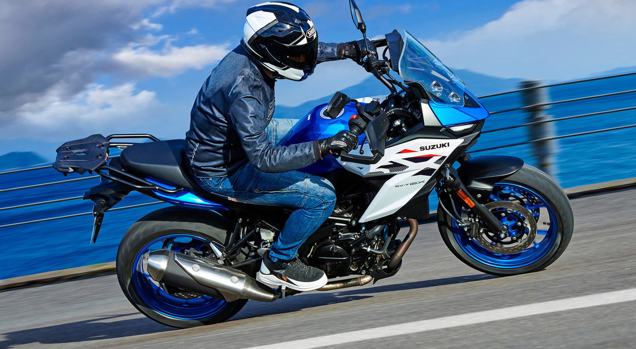 Suzuki SV-7GX