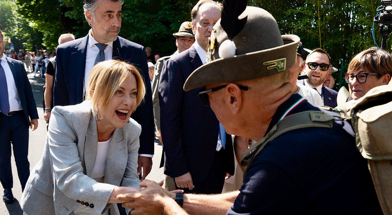 meloni la sorpresa in friuli dopo trump dagli alpini per trovare un po di orgoglio nazionale da Ilgazzettino.it meloni la sorpresa in friuli dopo trump dagli alpini per trovare un po di orgoglio nazionale