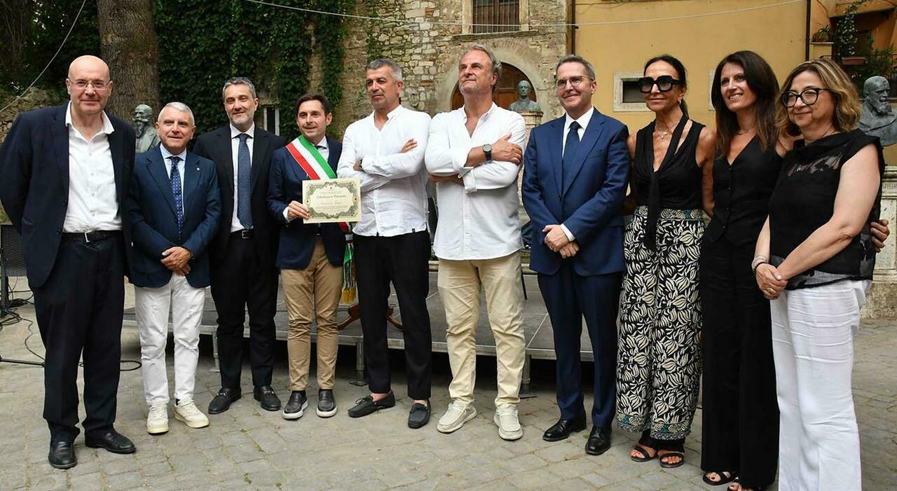 tomei cittadino onorario dobbiamo restare umili il sindaco la cavalcata dellascoli splendido messaggio ai bambini da Corriereadriatico.it tomei cittadino onorario dobbiamo restare umili il sindaco la cavalcata dellascoli splendido messaggio ai bambini