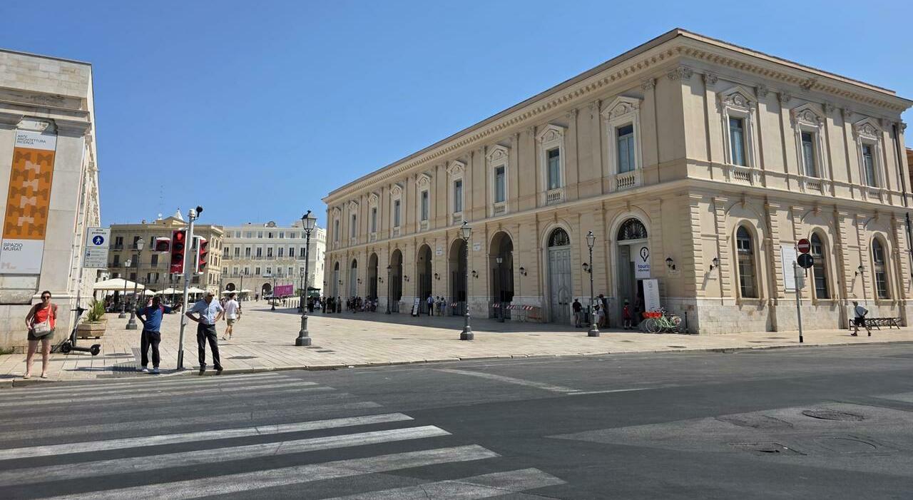 bari mercato in piazza del ferrarese mai aperto dopo 4 anni dai lavori da Quotidianodipuglia.it bari mercato in piazza del ferrarese mai aperto dopo 4 anni dai lavori
