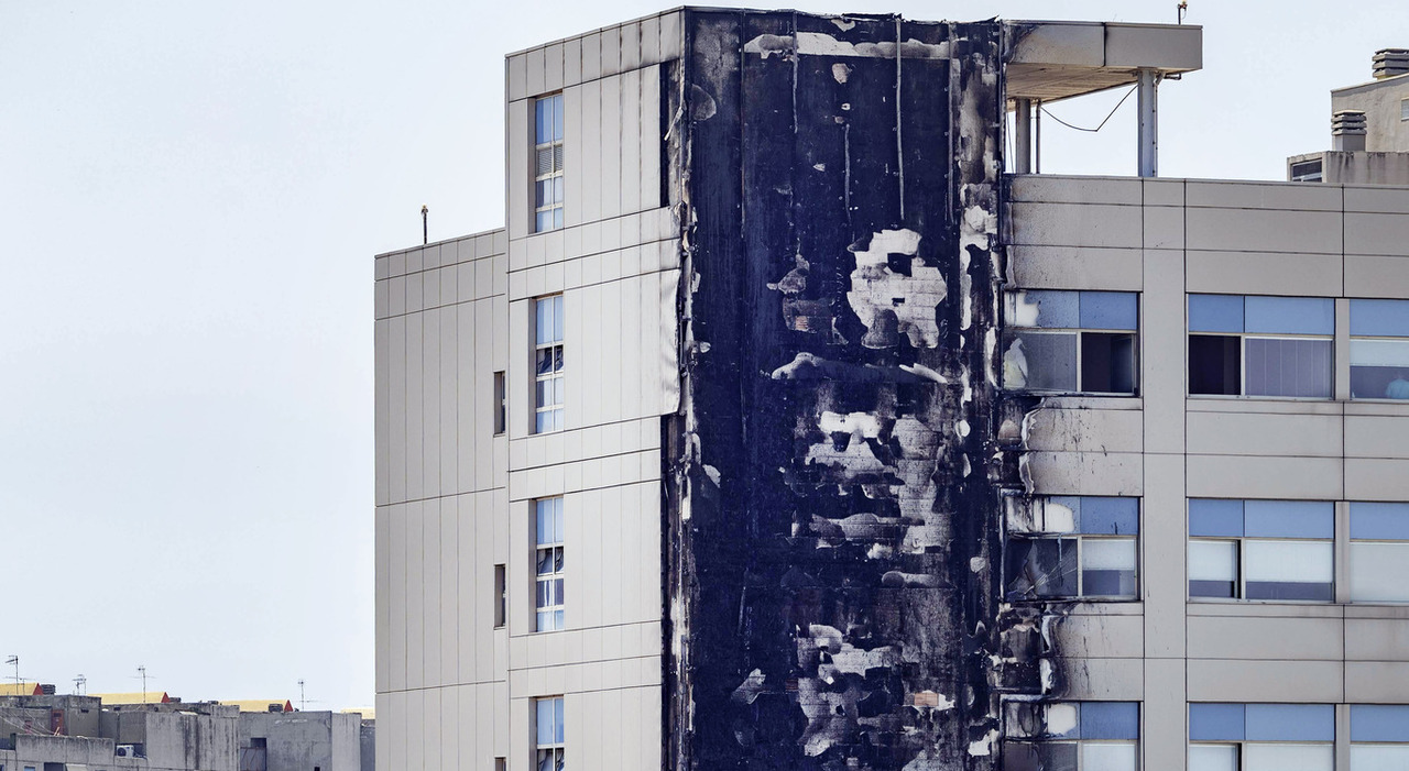 ospedale del mare di napoli la svolta dei pm incendio doloso da Ilmattino.it ospedale del mare di napoli la svolta dei pm incendio doloso