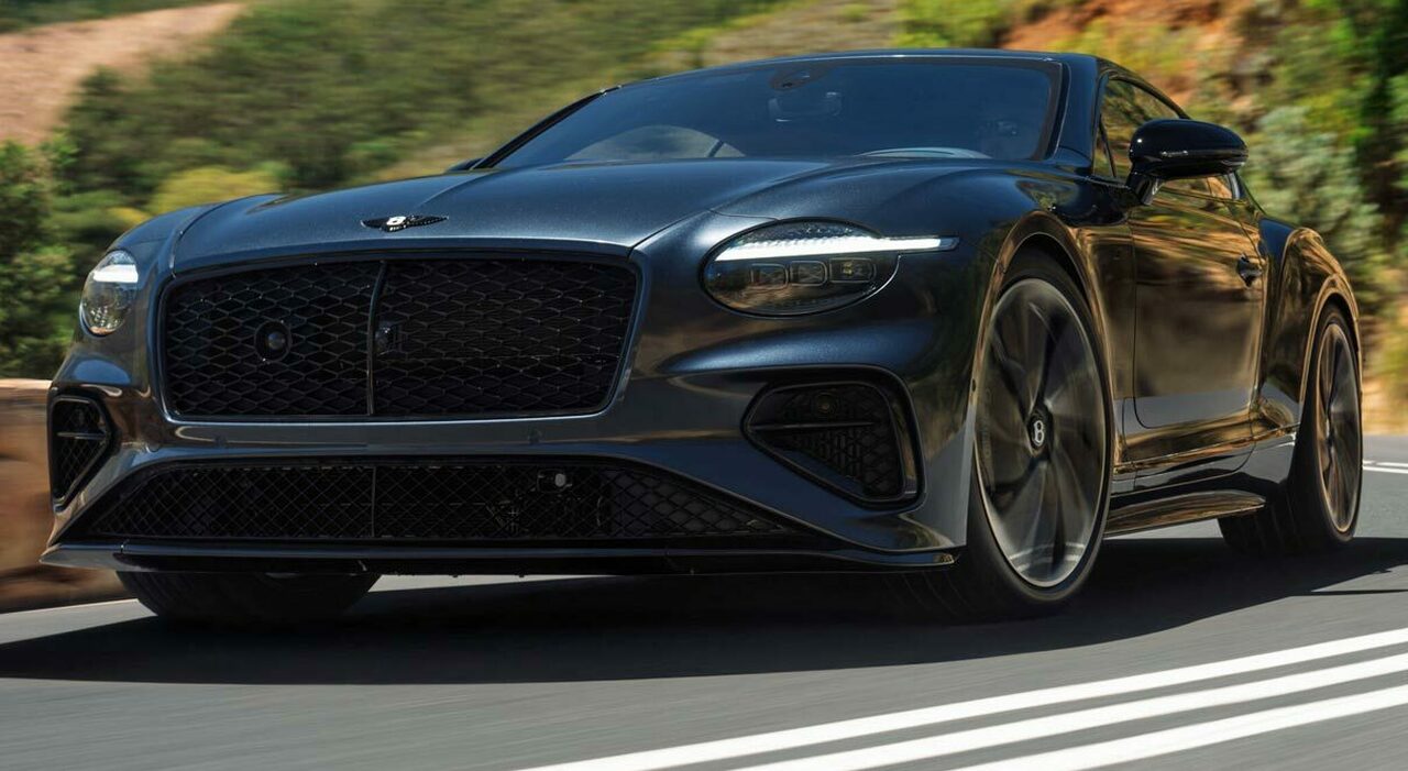 la nuova Continental GT S, modello a vocazione sportiva sviluppato per offrire un'esperienza di guida pi&ugrave; coinvolgente