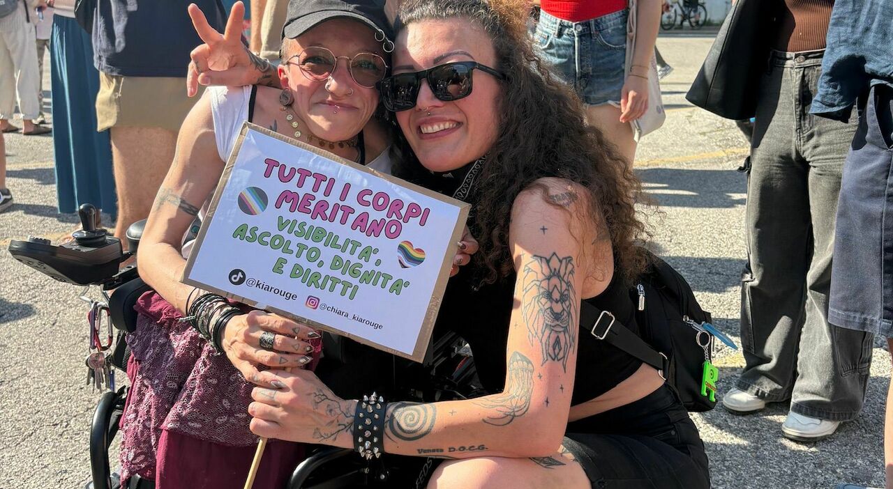 mi hanno scritto ucciditi e ci vorrebbe il napalm la content creator polesana la cristina travolta dall odio social dopo il pride