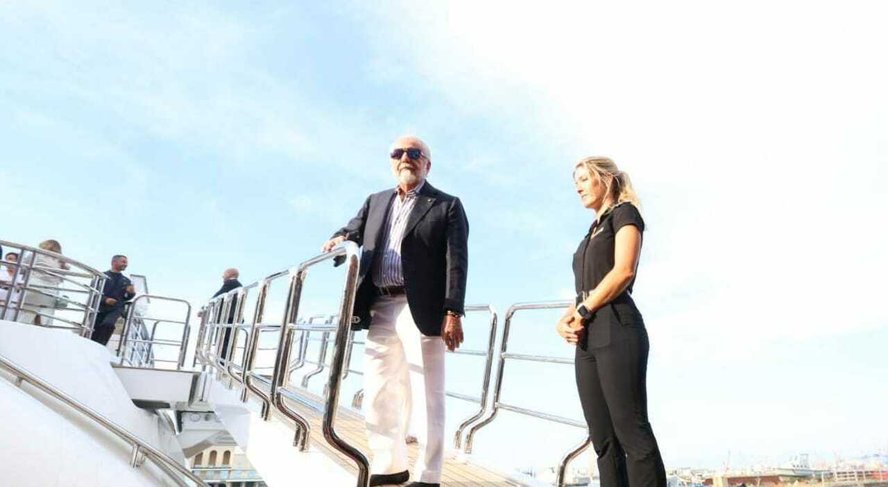 napoli de laurentiis allegri non se ne pu242 parlare ancora ma vogliamo restare in alto